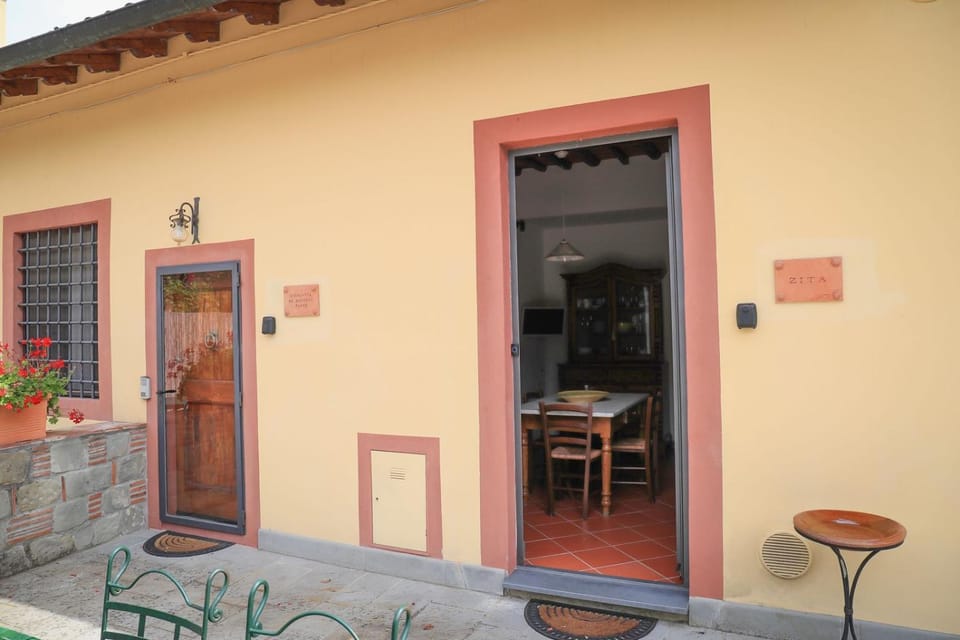Property building, Patio, Day