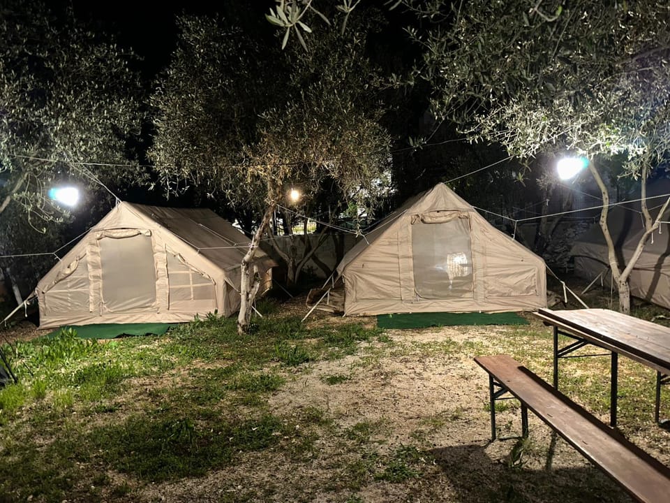 Garden Lake Camping Luxury tent in Ksamil