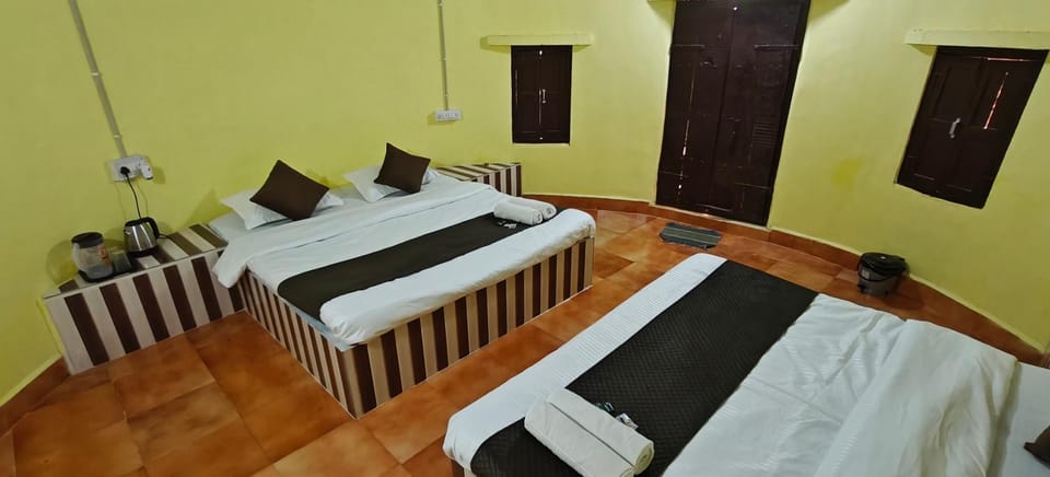 Bed, View (from property/room), Bedroom, room service