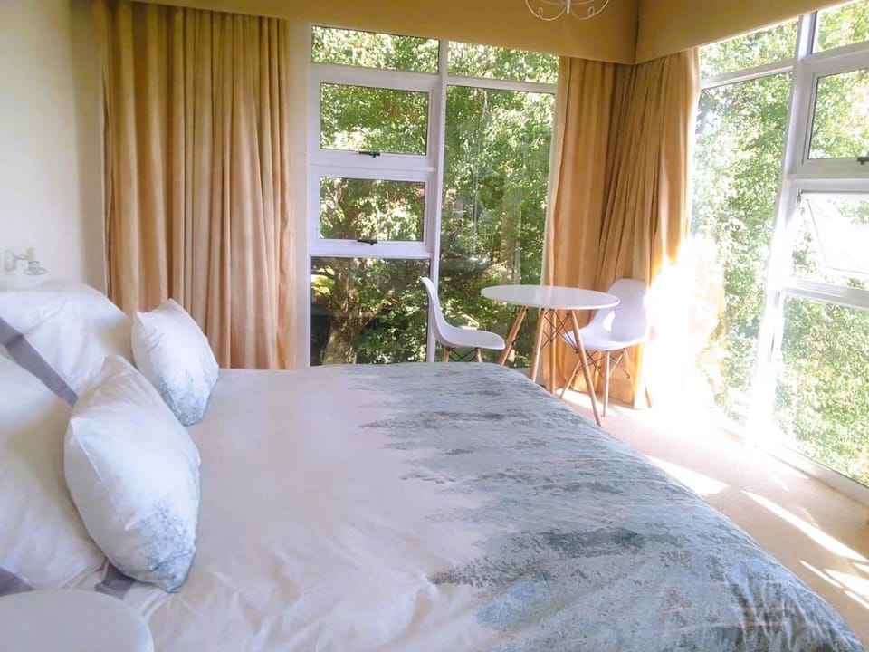 Hogsback Hidden Away House in Eastern Cape