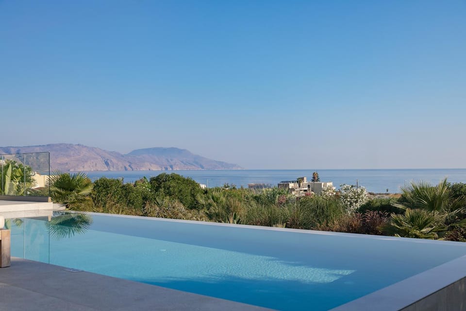 Sea view, Swimming pool