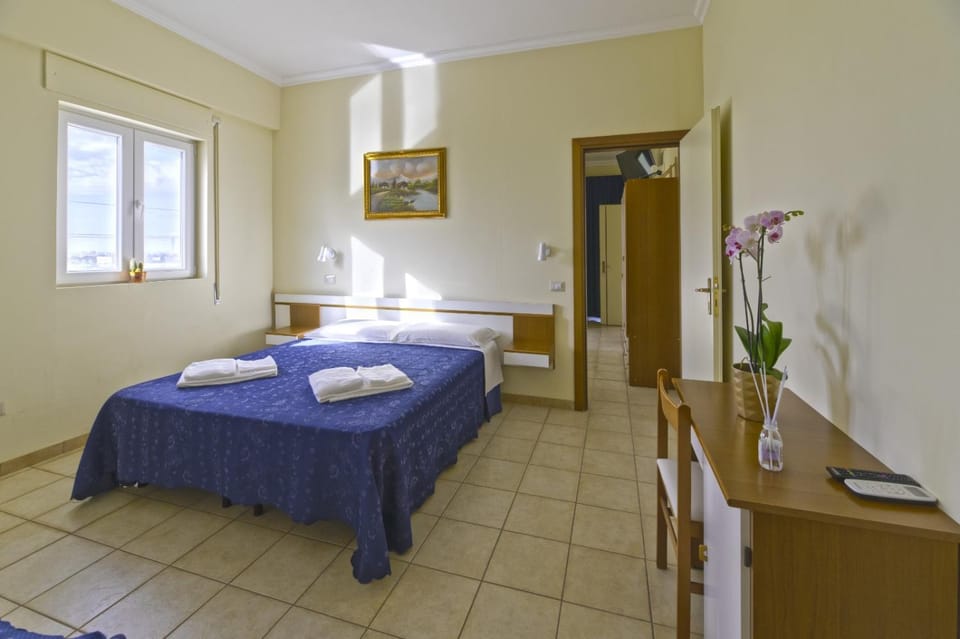 Bed, View (from property/room), Bedroom, air conditioner