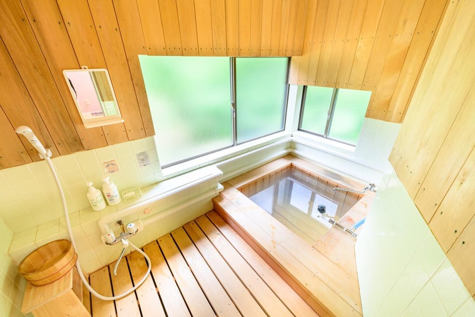 Bathroom, Bath