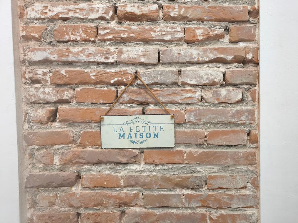 Property logo or sign