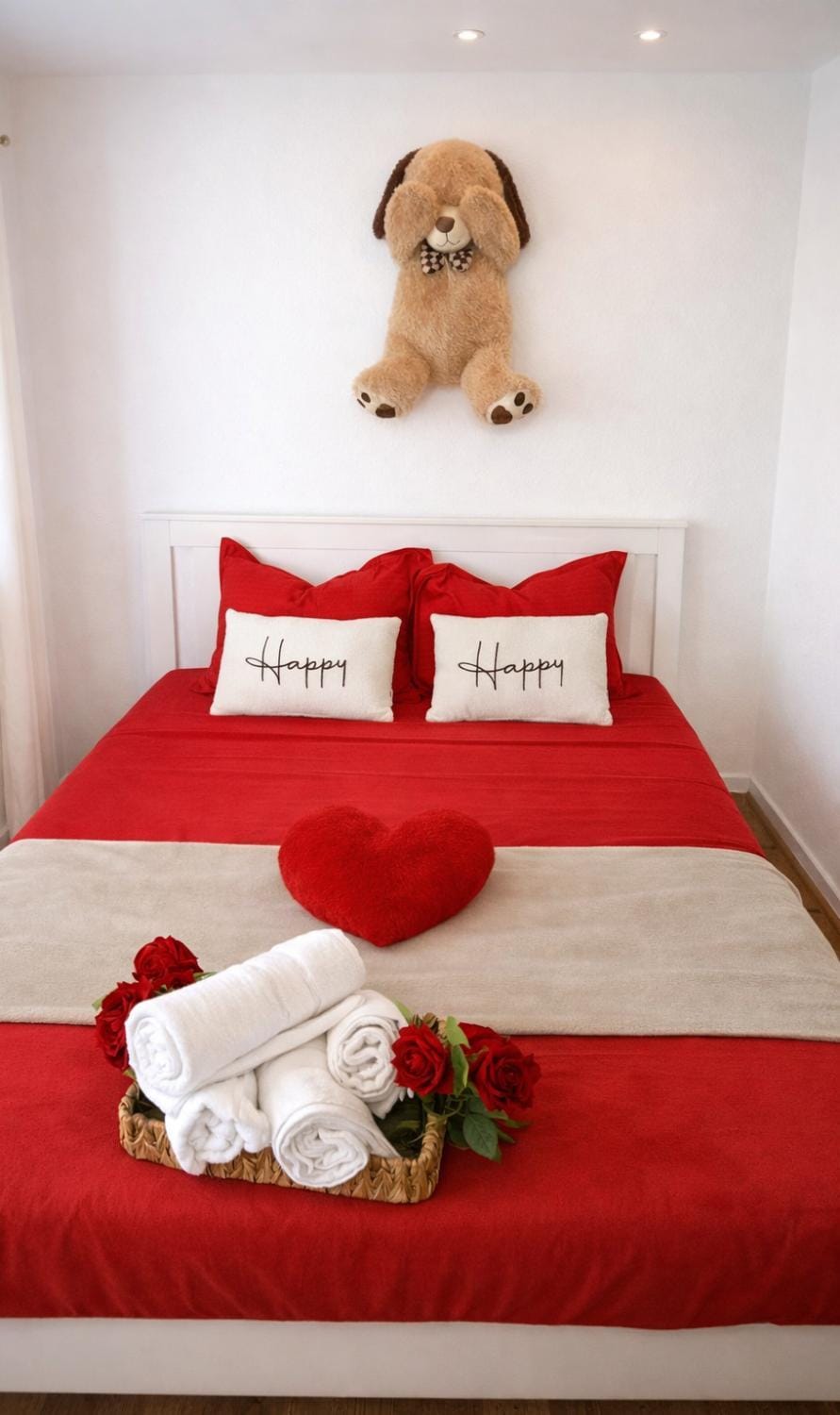 Bed, Bedroom, towels