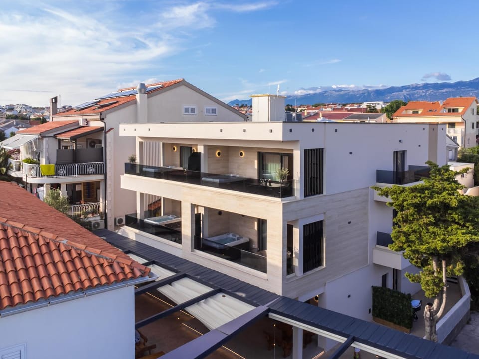 Aparthotel OLIVE with jacuzzi and breakfast Apartment in Novalja