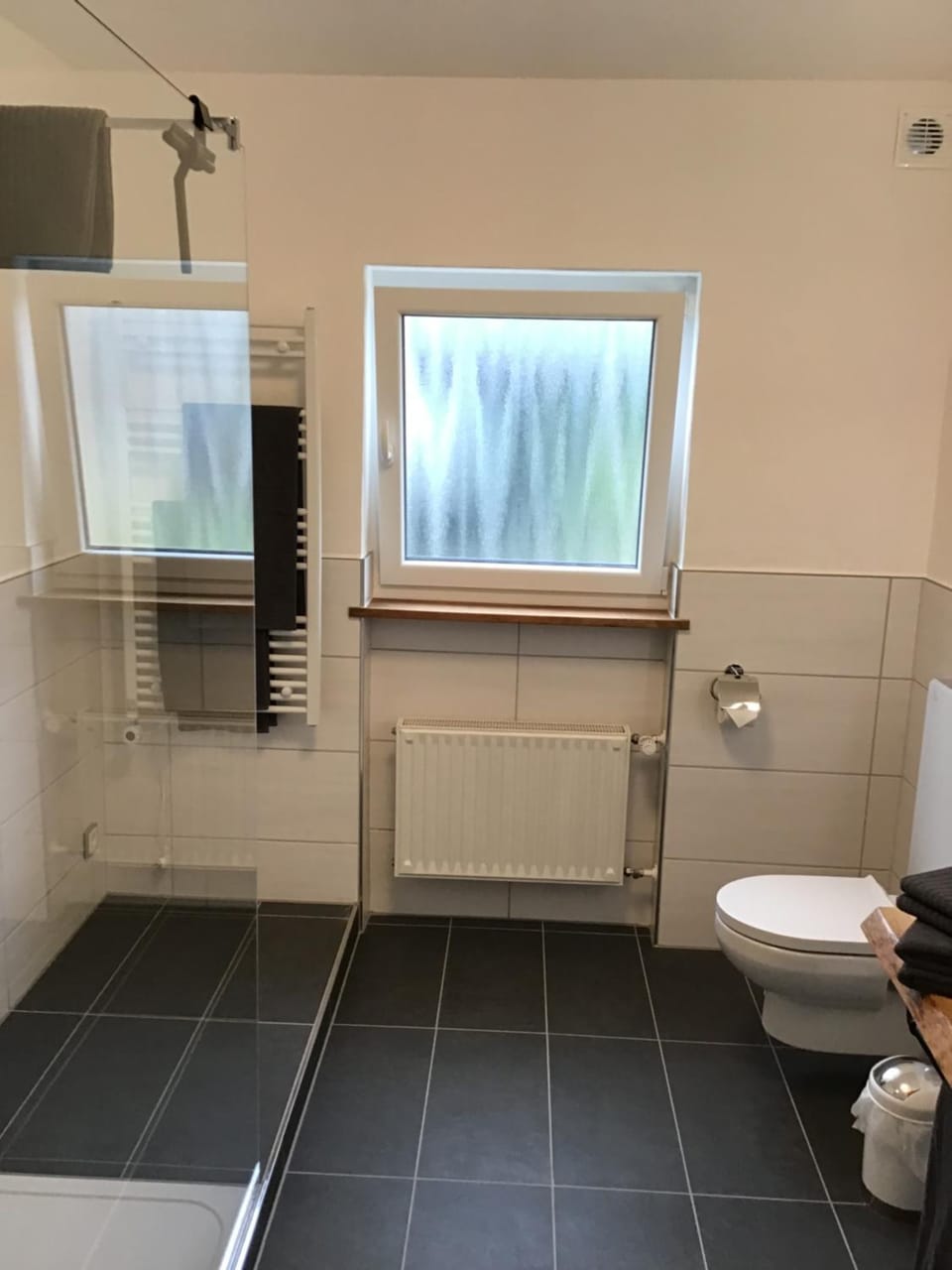 Shower, Toilet, Bathroom, internet