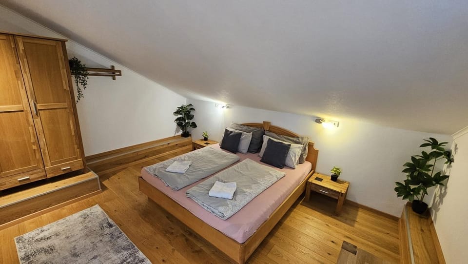 Bed, Bedroom, towels, wardrobe