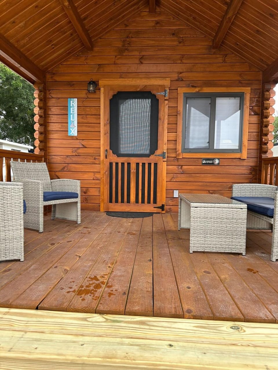 Get-away Cabin in Surf City w Loft and Parking Cabin in Surf City