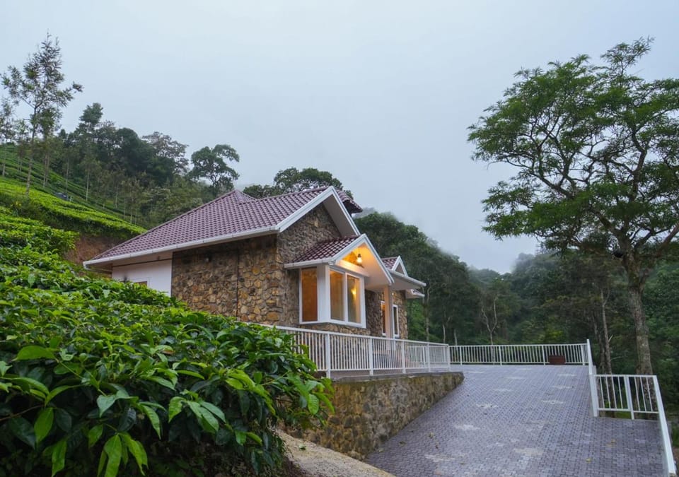 Property building, Day, Natural landscape, Garden view