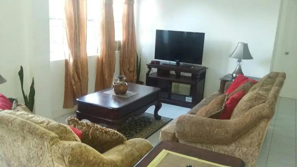 Lynn's Place Vacation rental in Caribbean
