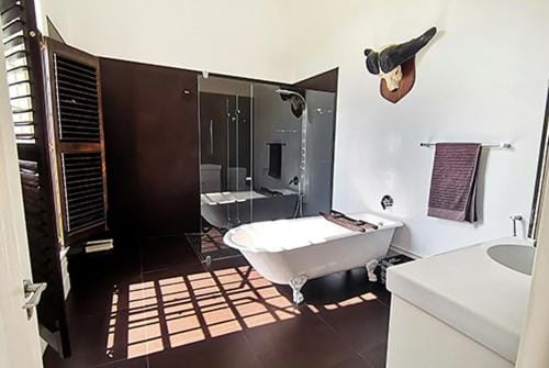 Barnside Guest House Bed and Breakfast in KwaZulu-Natal