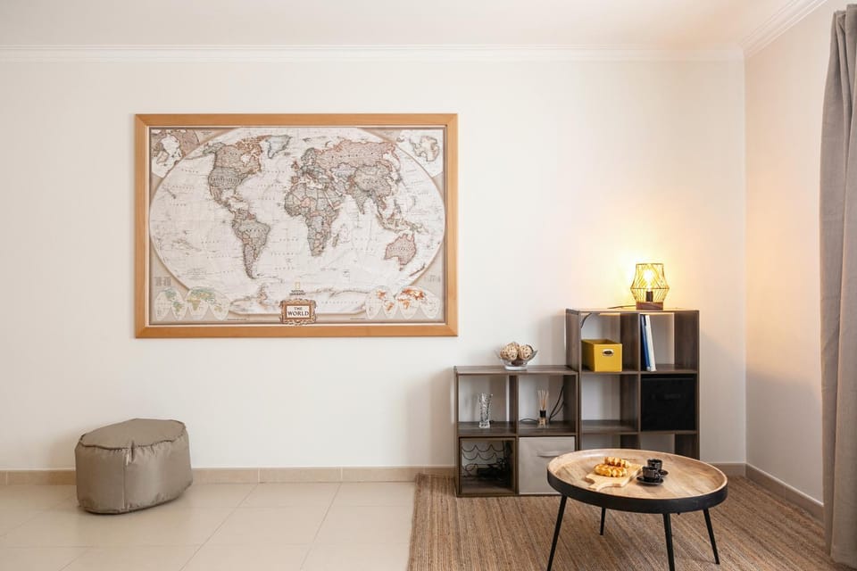 Living room, Decorative detail