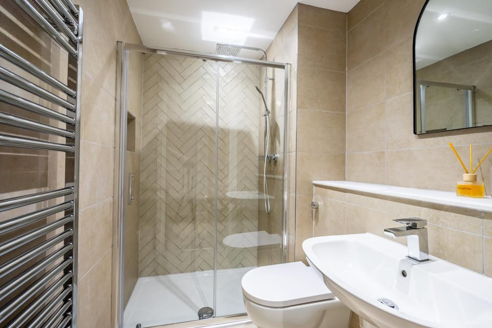 Shower, Bathroom