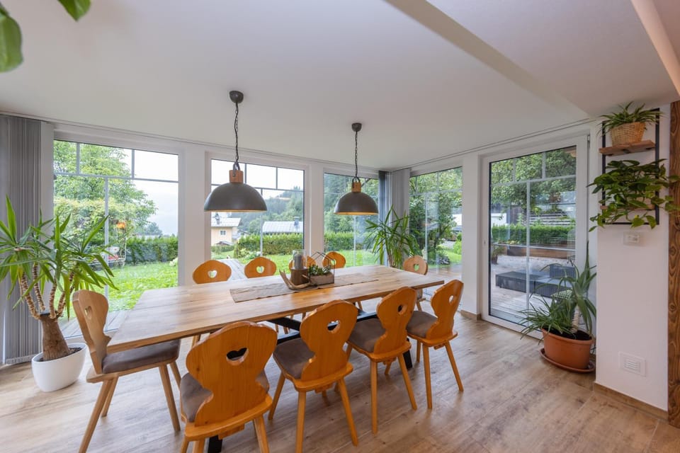 Dining area, Garden view