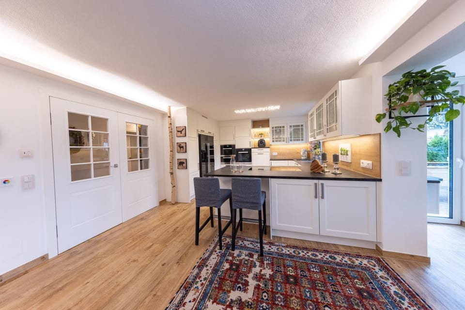 Kitchen or kitchenette, pet friendly