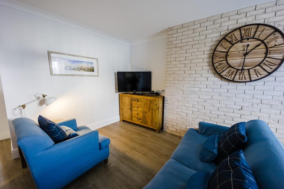 Flat 1 Flint House Tenby - 2 bedroom - garden - dog friendly Apartment in Wales