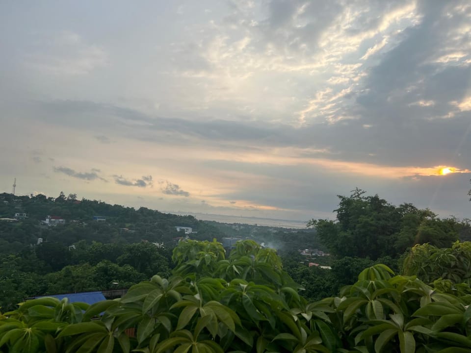 Sky Haven Staycation Apartment in Calabarzon
