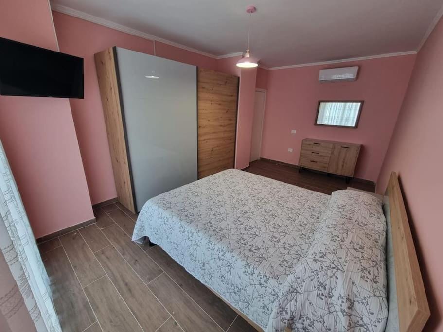 H&E Sea view 2-Bedroom Apt Qerret Apartment in Tirana County, Albania