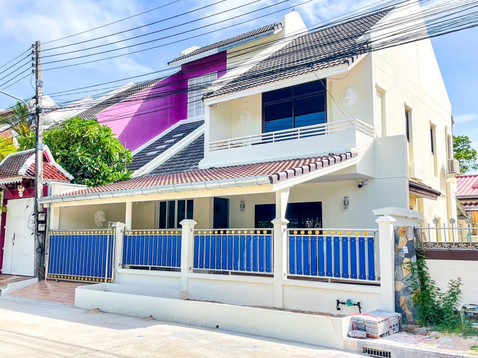 Property building, Garden