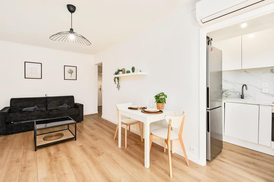 Studio moderne Apartment in Menton