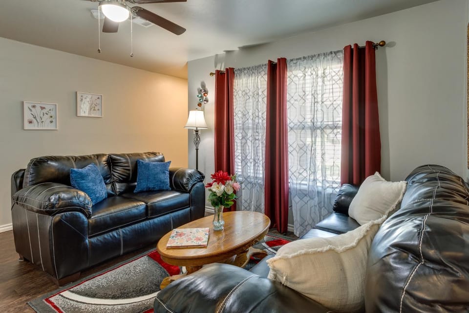 Cozy Norman Home: 4 Mi to Oklahoma University! House in Norman