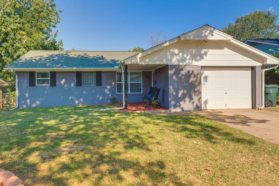 Cozy Norman Home: 4 Mi to Oklahoma University! House in Norman