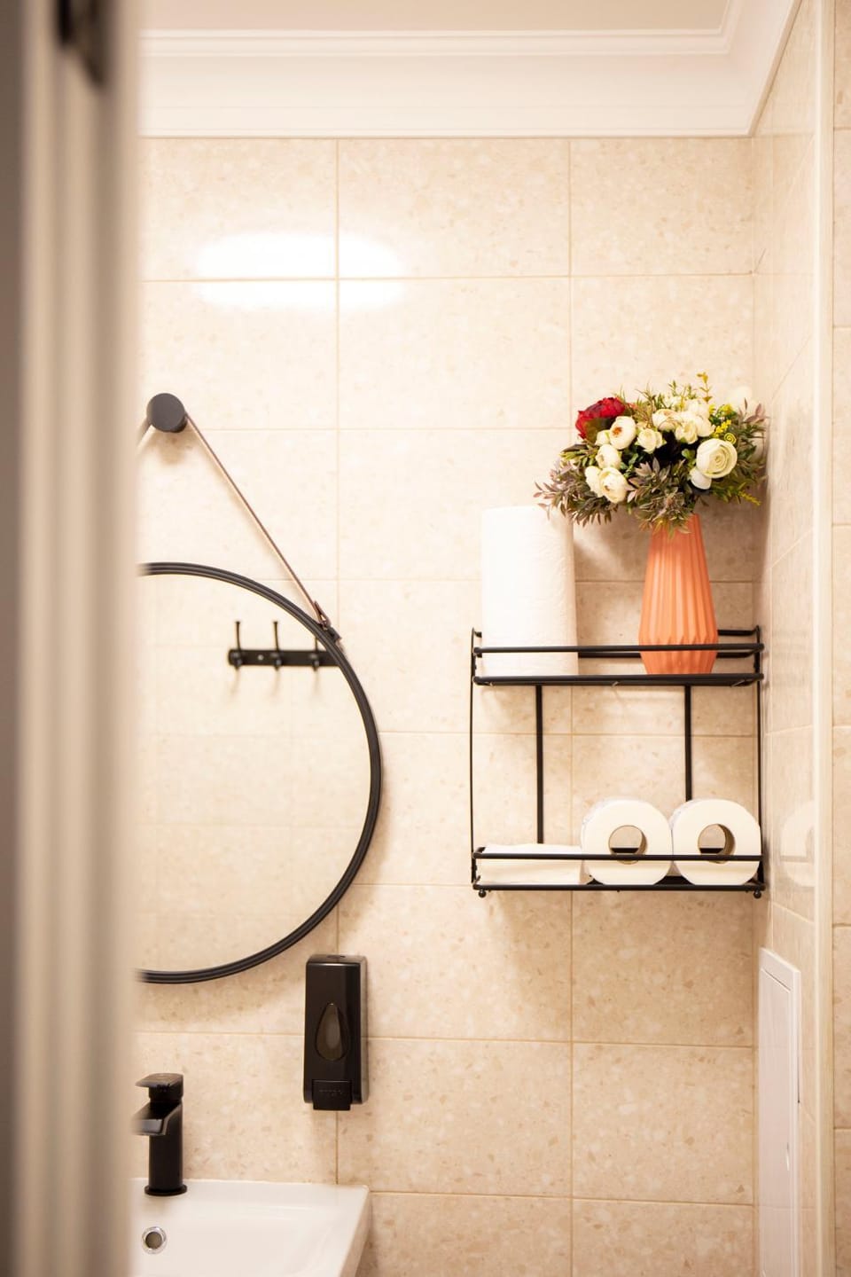 Shower, Bathroom, towels