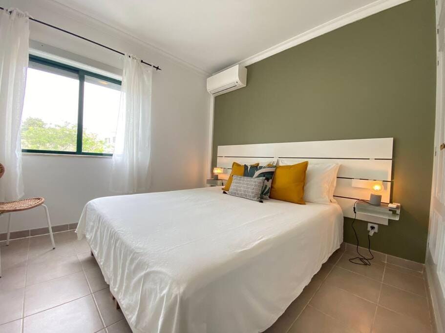 Apartamento Amparo-T2 c/piscina Apartment in Carvoeiro