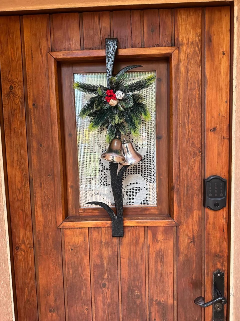 Facade/entrance, Winter, Decorative detail