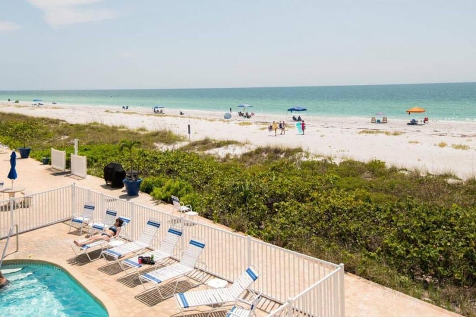 Emerald at Belleair Beach Club Apartment in Belleair Beach