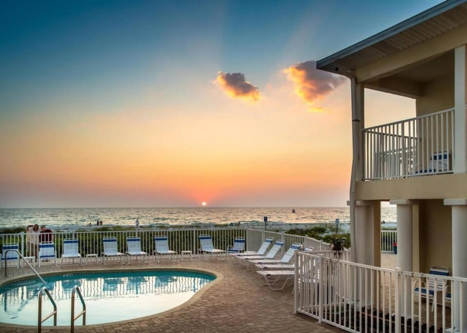Emerald at Belleair Beach Club Apartment in Belleair Beach