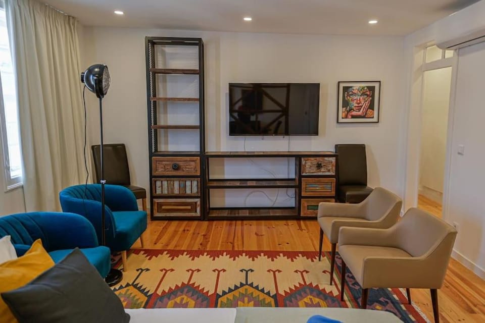 Communal lounge/ TV room, TV and multimedia, air conditioner
