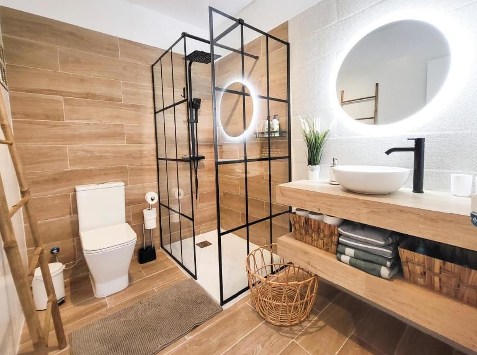 Shower, Bathroom