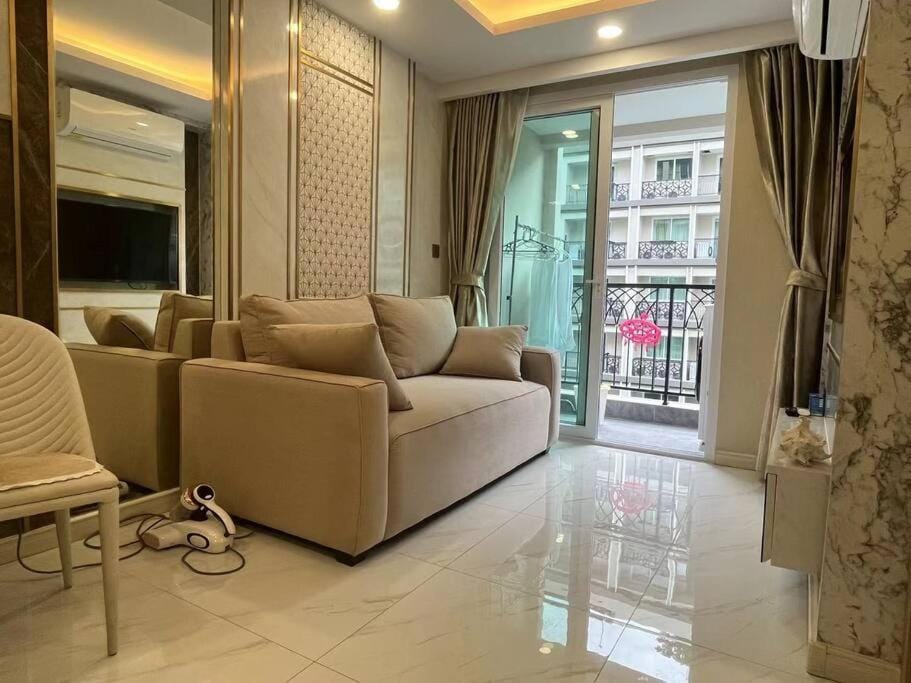 Dusit grand park 2 全新公寓C412 景观阳台 水景泳池 Apartment in Pattaya City