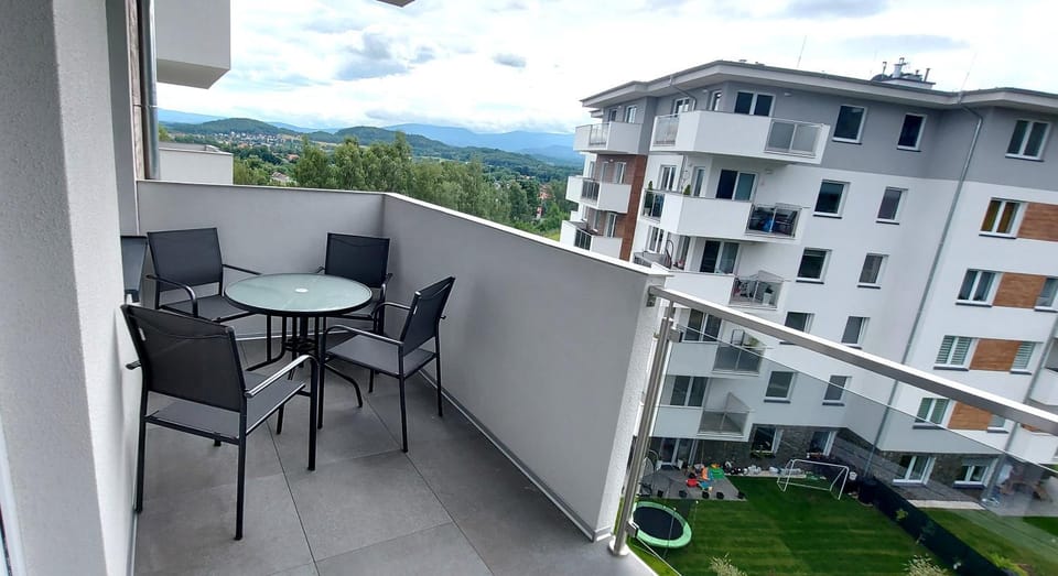 Natural landscape, Balcony/Terrace, Mountain view