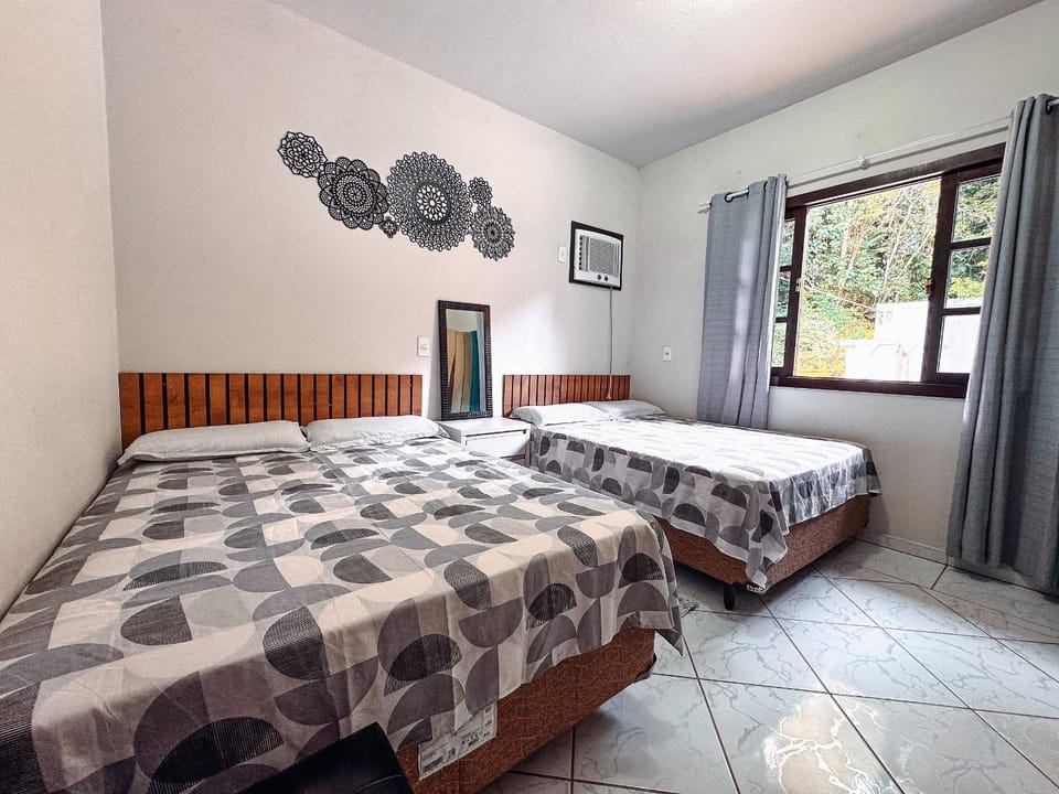 Casa espaçosa com churrasqueira House in Brusque