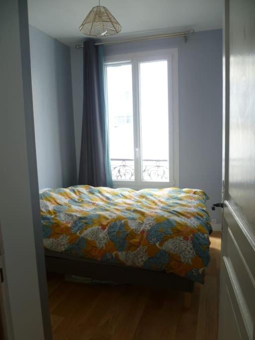 Cocon cosy & calme / Montmartre Apartment in Paris