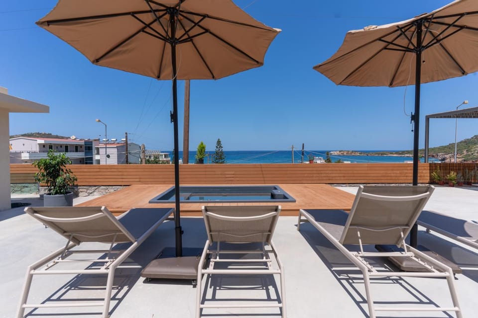 Hot Tub, View (from property/room), Balcony/Terrace, Sea view