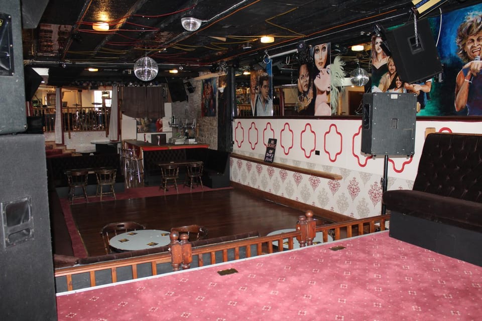 Nightclub / DJ