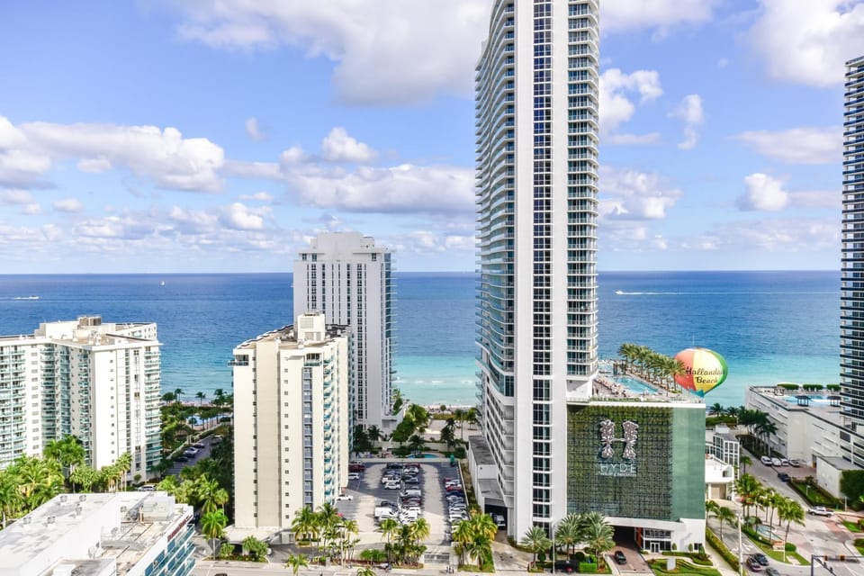 Property building, Beach, City view, Sea view