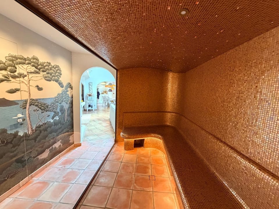 Steam room