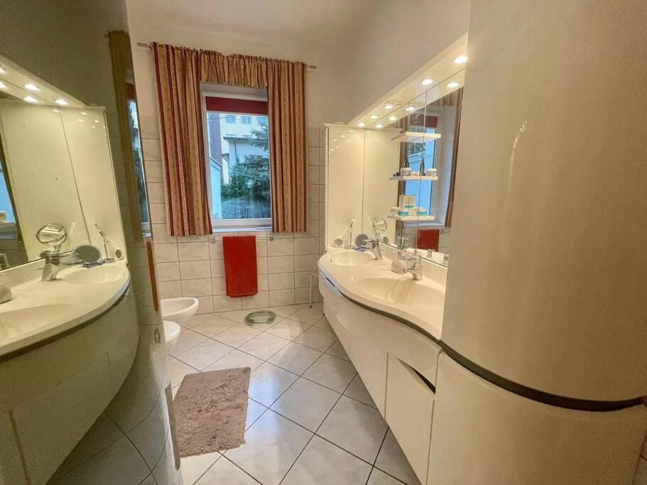 Beautiful villa with garden in Milanówek Villa in Masovian Voivodeship