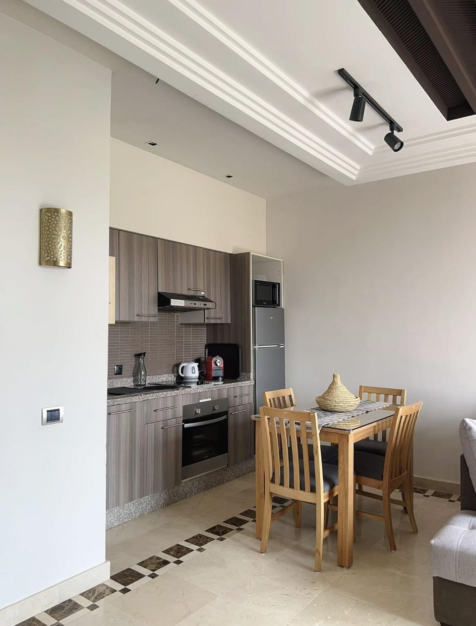 Kitchen or kitchenette, minibar, pet friendly, stove
