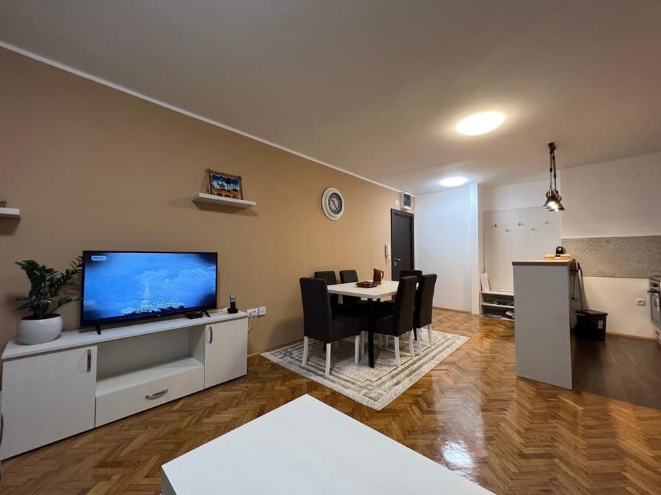 Blondy Apartment in Novi Sad