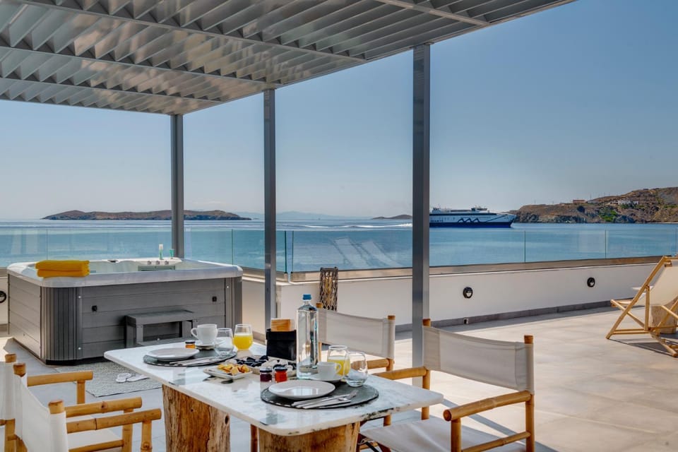 NOS Suites Apartment in Decentralized Administration of the Aegean