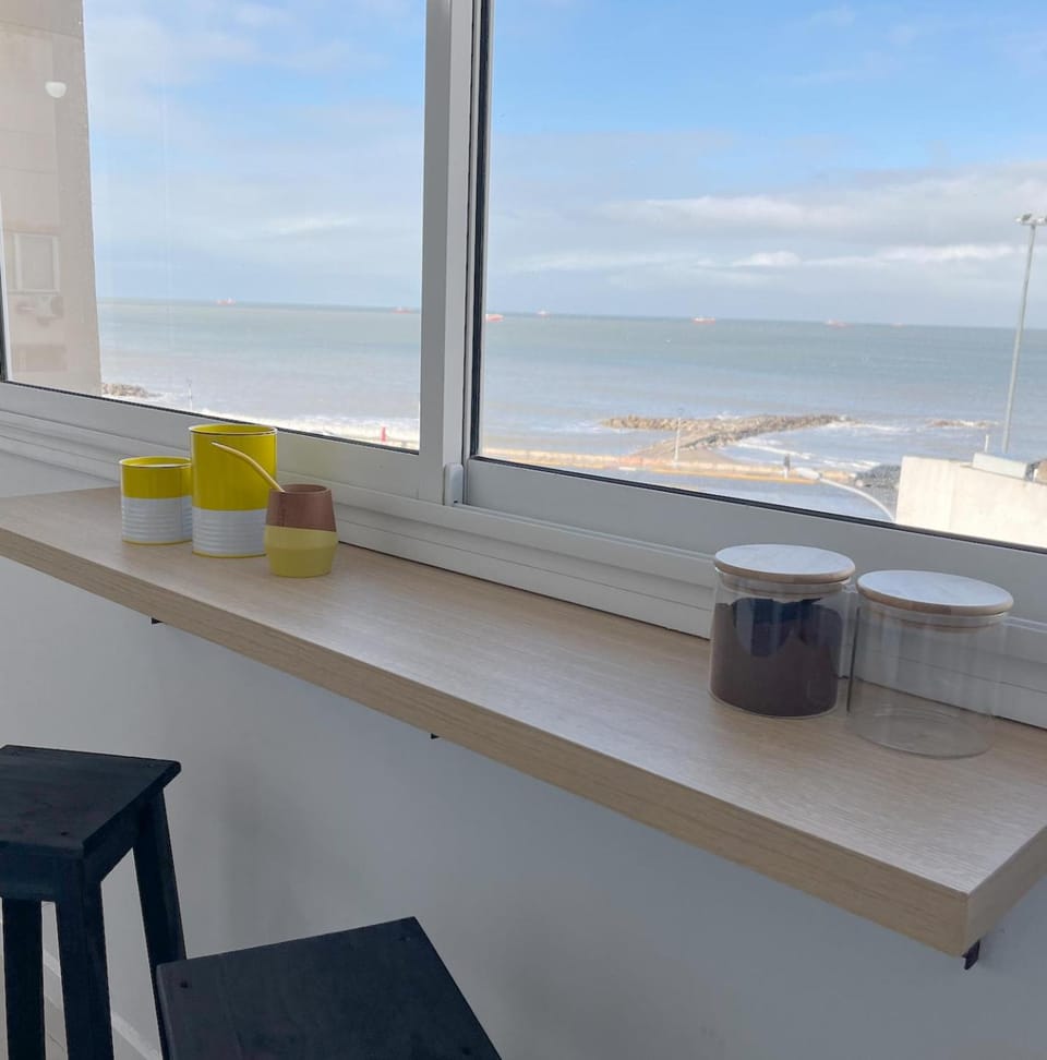 Natural landscape, View (from property/room), Kitchen or kitchenette, Beach, Sea view