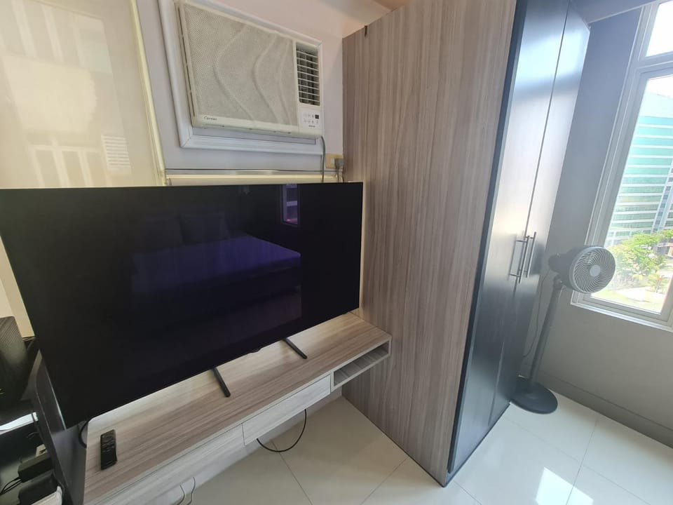 Beautiful Condo in BGC Taguig - McKinley Apartment in Makati