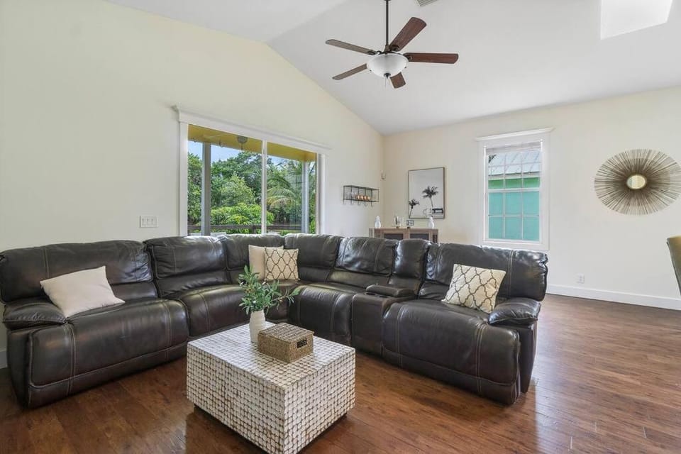 Jupiter's Beacon Villa Villa in Jupiter