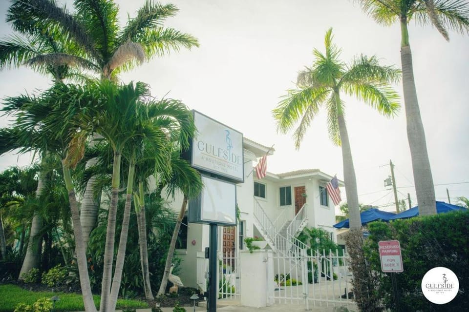 Gulside Resort. Unit 8 Apartment hotel in Saint Pete Beach